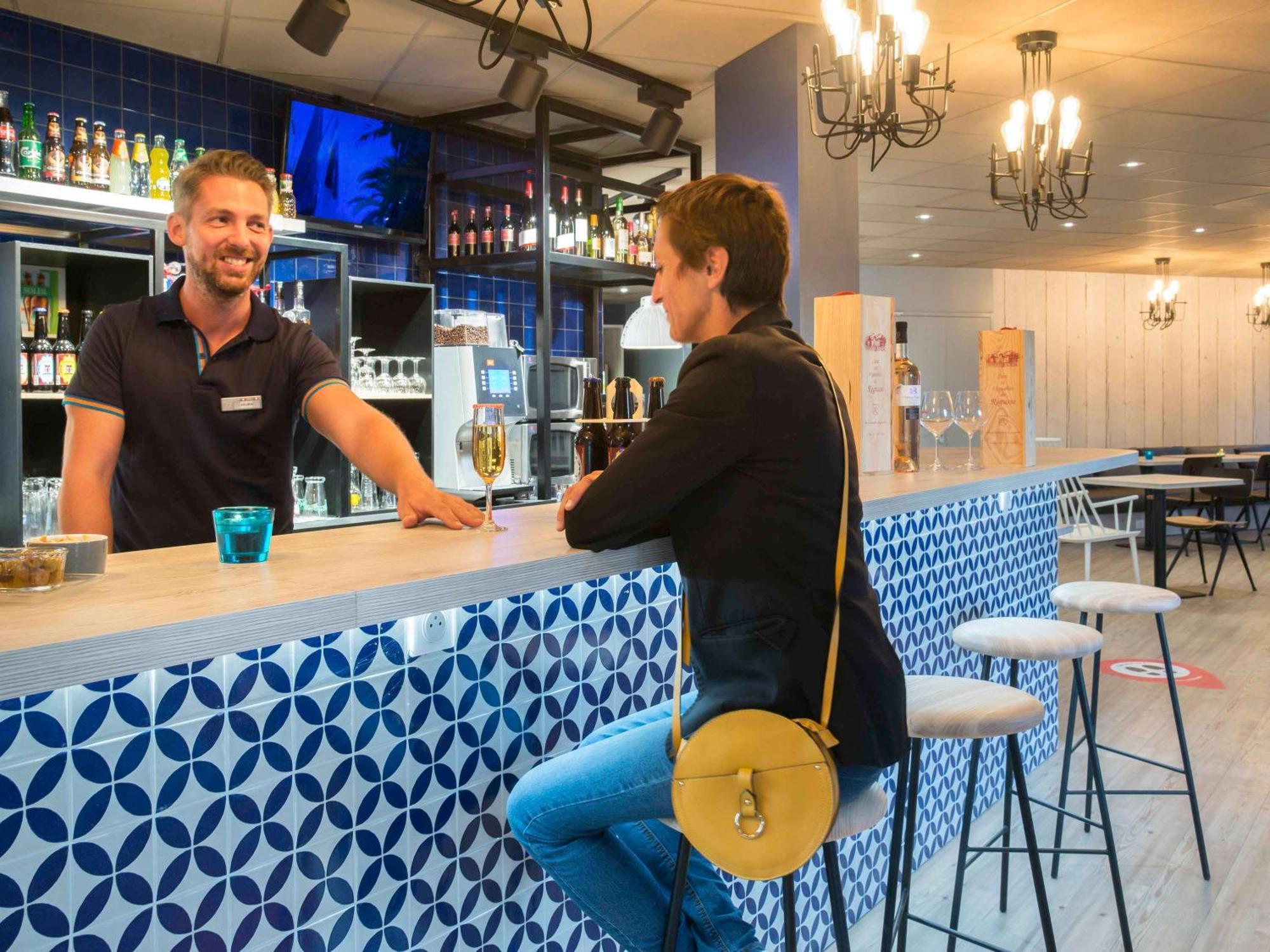 Ibis Manosque Cadarache Hotell Eksteriør bilde