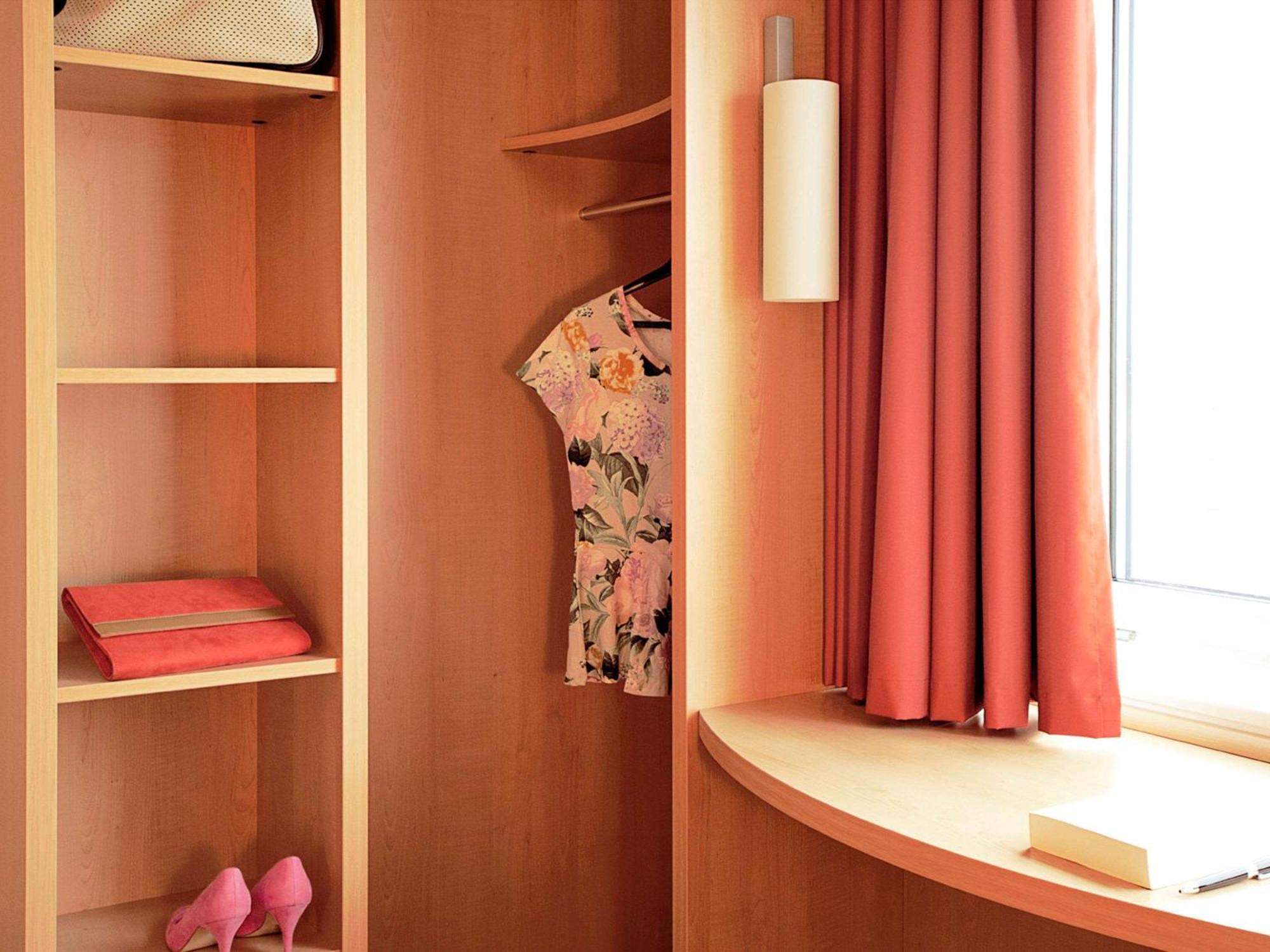 Ibis Manosque Cadarache Hotell Eksteriør bilde