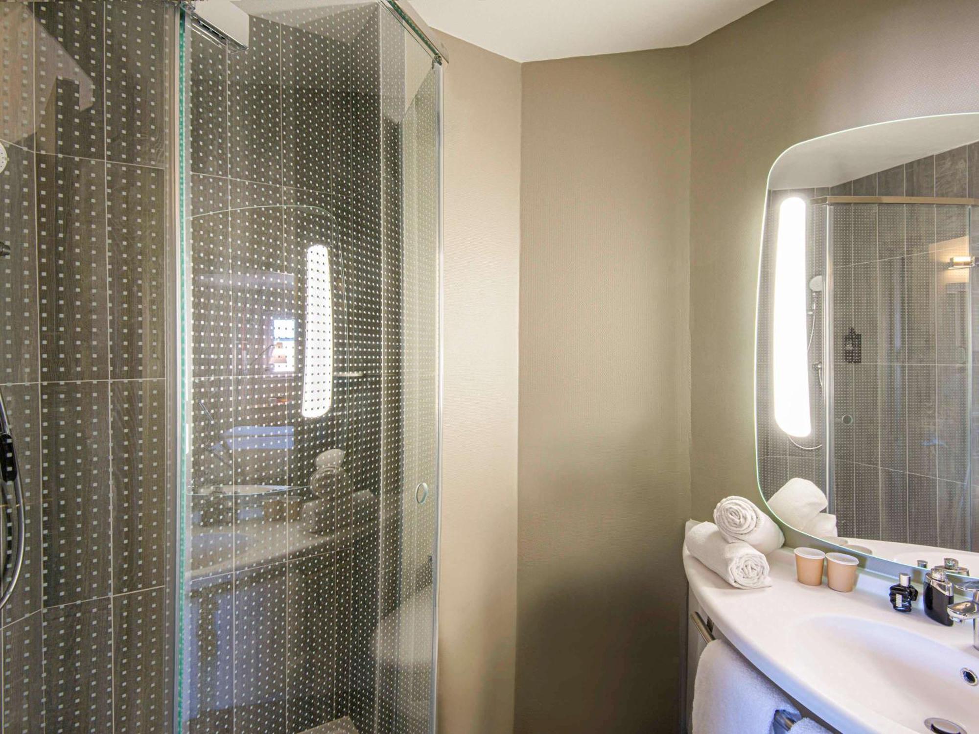 Ibis Manosque Cadarache Hotell Eksteriør bilde