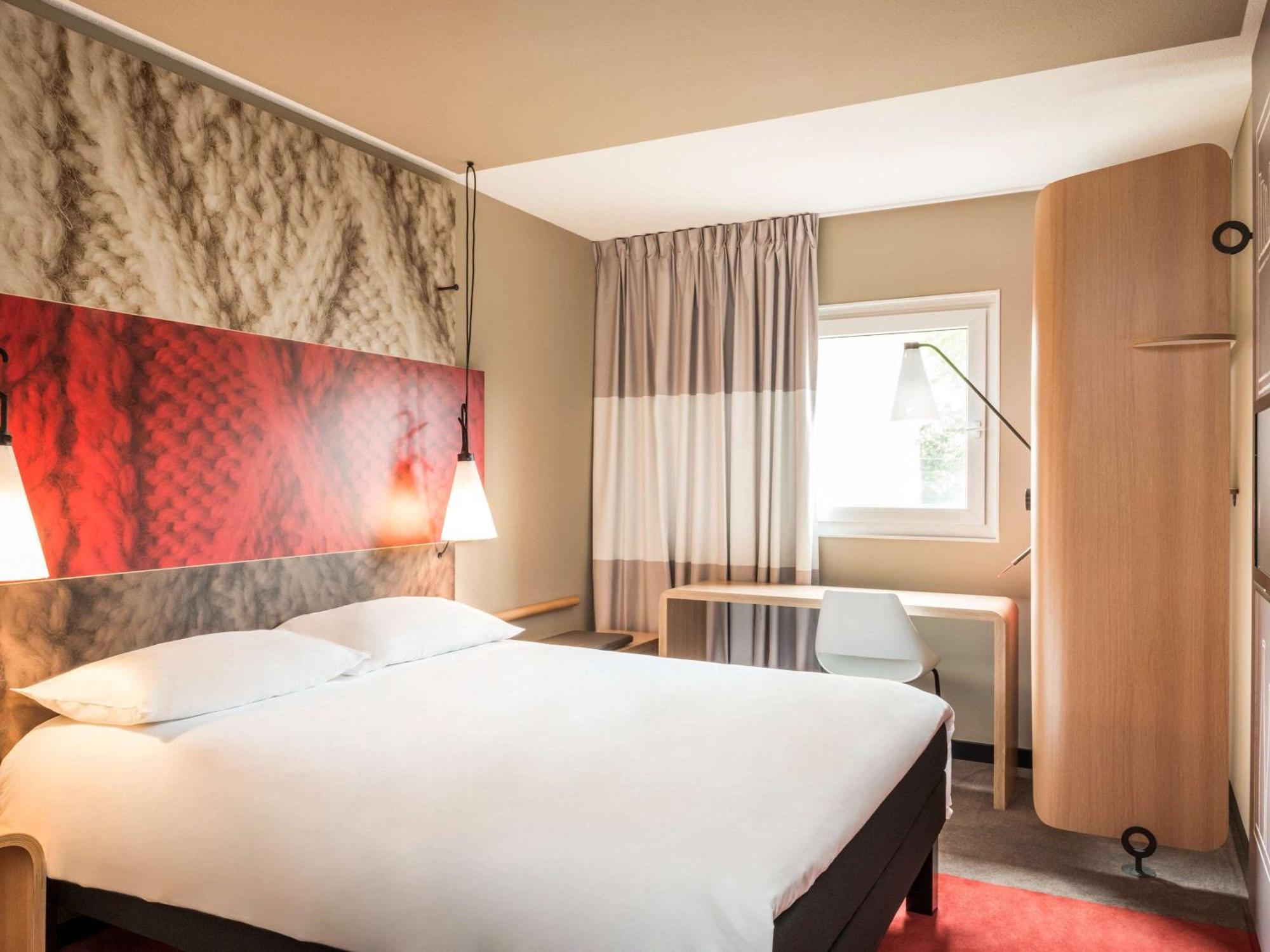 Ibis Manosque Cadarache Hotell Eksteriør bilde